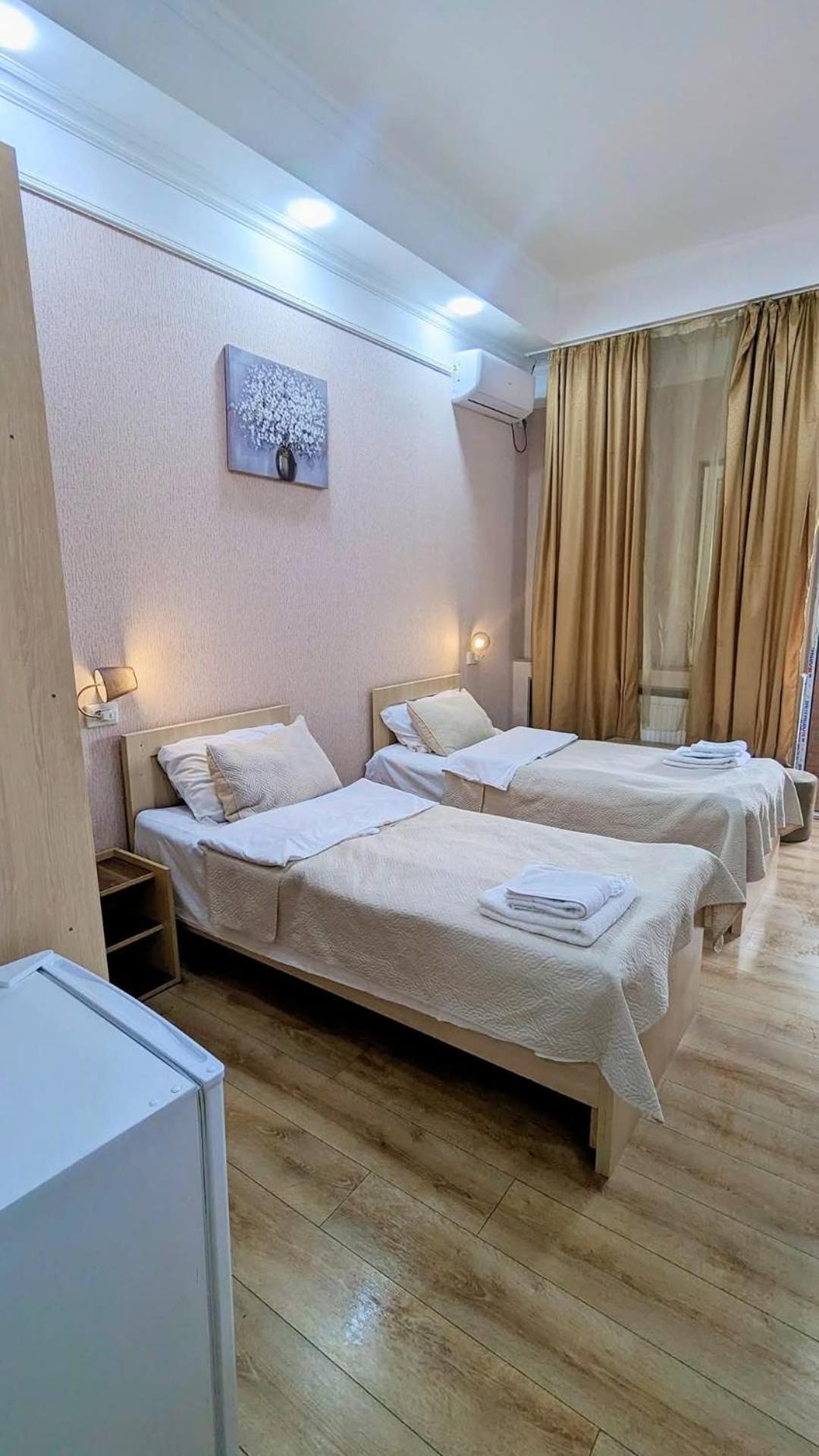 Dkd-Bridge Hotel Tbilisi Zewnętrze zdjęcie